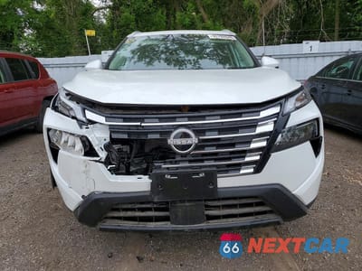 Piąte zdjęcie samochodu w środku: 2026 NISSAN ROGUE SV VIN:JN8BT3BB0TW092037 - miniatura