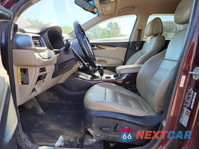 Zdjęcie 7 z 13 samochodu: 2016 KIA SORENTO EX VIN:5XYPHDA50GG132866 - miniatura