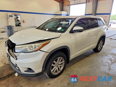 2015 TOYOTA HIGHLANDER LE 5TDBKRFH4FS121429 - główne zdjęcie licytacji z USA - miniatura
