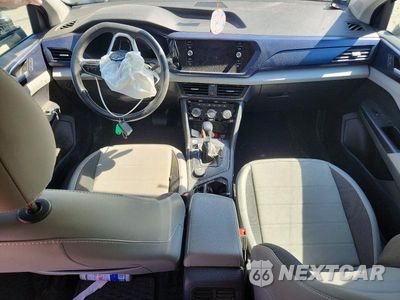 Zdjęcie 8 z 13 samochodu: 2022 VOLKSWAGEN TAOS SE IQ DRIVE VIN:3VVPX7B26NM075826 - miniatura