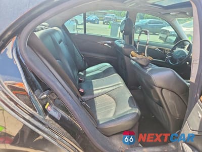 Zdjęcie 10 z 12 samochodu: 2005 MERCEDES-BENZ E 55 AMG VIN:WDBUF76J15A629985 - miniatura