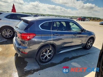 Trzecie zdjęcie samochodu z tyłu: 2018 BMW X1 SDRIVE28I VIN:WBXHU7C30J5L09402 - miniatura