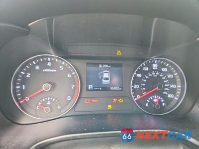 Zdjęcie 9 z 12 samochodu: 2019 KIA FORTE LXS VIN:3KPF24AD0KE111736 - miniatura