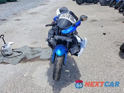 Drugie zdjęcie samochodu z przodu: 2016 SUZUKI GSX-R1000 VIN:JS1GT78A7G2100228 - miniatura