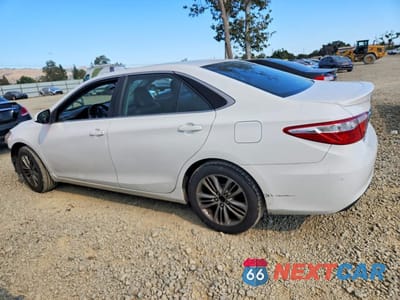 Drugie zdjęcie samochodu z przodu: 2017 TOYOTA CAMRY SE VIN:4T1BF1FK6HU400070 - miniatura