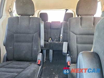Zdjęcie 10 z 13 samochodu: 2015 DODGE GRAND CARAVAN SE VIN:2C4RDGBGXFR625664 - miniatura