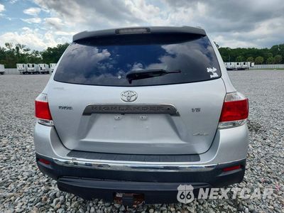 Zdjęcie 6 z 13 samochodu: 2012 TOYOTA HIGHLANDER BASE VIN:5TDBK3EH5CS093568 - miniatura