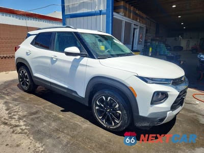 Czwarte zdjęcie samochodu z boku: 2022 CHEVROLET TRAILBLAZER LT VIN:KL79MPSL4NB059329 - miniatura