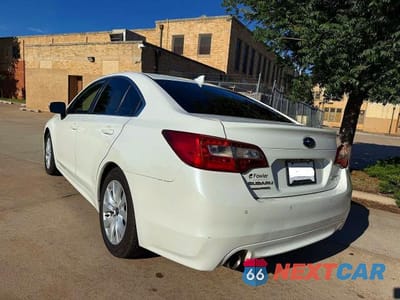Trzecie zdjęcie samochodu z tyłu: 2017 SUBARU LEGACY 2.5I PREMIUM VIN:4S3BNAH66H3015914 - miniatura
