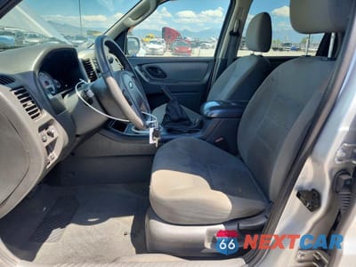 Zdjęcie 7 z 12 samochodu: 2006 FORD ESCAPE XLT VIN:1FMYU03Z76KC08564 - miniatura