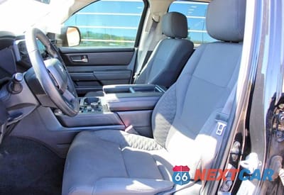 Zdjęcie 9 z 10 samochodu: 2024 TOYOTA TUNDRA SR5 VIN:5TFLA5DB0RX169698 - miniatura