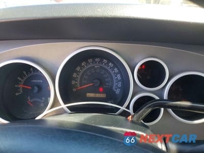 Zdjęcie 9 z 12 samochodu: 2011 TOYOTA TUNDRA GRADE VIN:5TFKY5F10BX004607 - miniatura