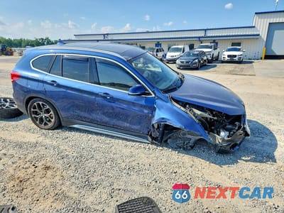 Czwarte zdjęcie samochodu z boku: 2021 BMW X1 SDRIVE28I VIN:WBXJG7C03M5T44129 - miniatura