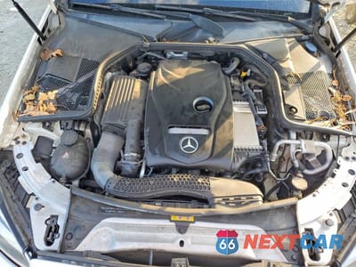 Zdjęcie 11 z 12 samochodu: 2016 MERCEDES-BENZ C 300 VIN:55SWF4JB6GU174732 - miniatura