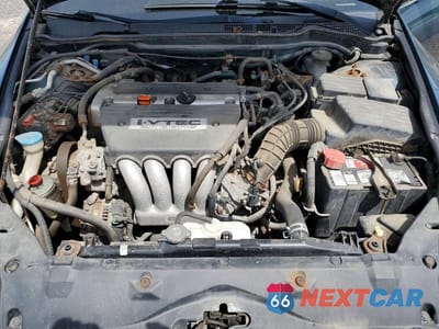 Zdjęcie 11 z 12 samochodu: 2004 HONDA ACCORD EX VIN:1HGCM56644A807326 - miniatura