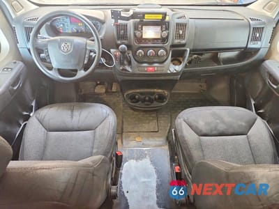Zdjęcie 8 z 13 samochodu: 2021 RAM PROMASTER 3500 3500 HIGH VIN:3C6MRVJG1ME535214 - miniatura