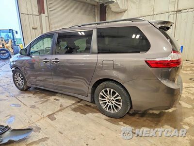 Drugie zdjęcie samochodu z przodu: 2019 TOYOTA SIENNA XLE 8-PASSENGER VIN:5TDYZ3DC6KS011678 - miniatura