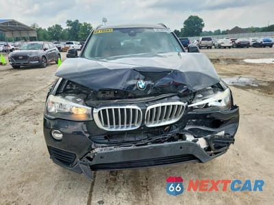 Piąte zdjęcie samochodu w środku: 2016 BMW X3 XDRIVE28I VIN:5UXWX9C51G0D84044 - miniatura