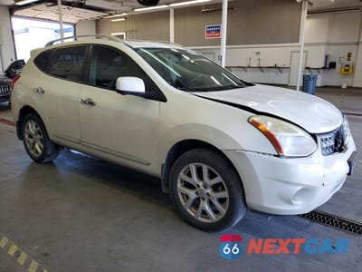 Czwarte zdjęcie samochodu z boku: 2012 NISSAN ROGUE S VIN:JN8AS5MV3CW411982 - miniatura