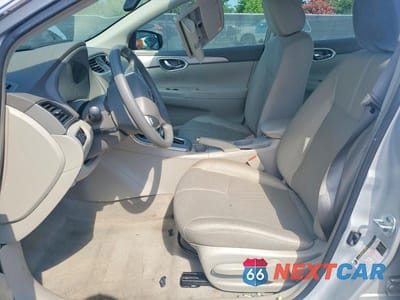 Zdjęcie 7 z 12 samochodu: 2013 NISSAN SENTRA S VIN:3N1AB7AP7DL789858 - miniatura