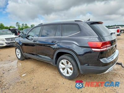 Drugie zdjęcie samochodu z przodu: 2018 VOLKSWAGEN ATLAS SE VIN:1V2DR2CA9JC540551 - miniatura