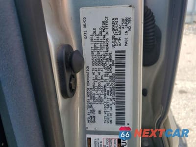 Zdjęcie 13 z 13 samochodu: 2005 LEXUS GX 470 VIN:JTJBT20X950090505 - miniatura