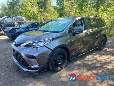 2021 TOYOTA SIENNA LE 5TDGSKFC1MS016118 - główne zdjęcie licytacji z USA - miniatura