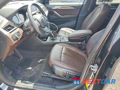 Zdjęcie 7 z 14 samochodu: 2021 BMW X1 XDRIVE28I VIN:WBXJG9C0XM5T01970 - miniatura
