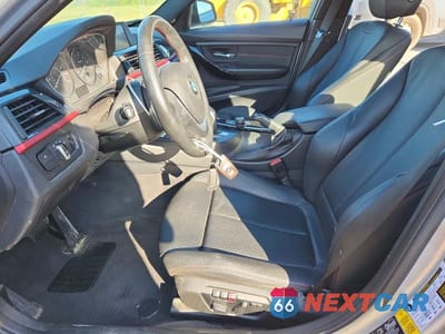 Zdjęcie 7 z 12 samochodu: 2014 BMW 328 XI VIN:WBA3B3C5XEJ980447 - miniatura
