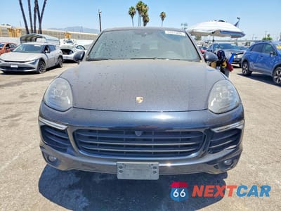 Piąte zdjęcie samochodu w środku: 2016 PORSCHE CAYENNE SE HYBRID VIN:WP1AE2A2XGLA64426 - miniatura