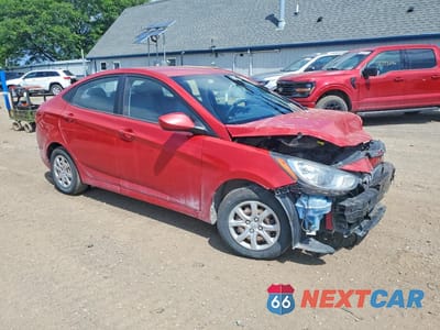 Czwarte zdjęcie samochodu z boku: 2013 HYUNDAI ACCENT GLS VIN:KMHCT4AE3DU385134 - miniatura