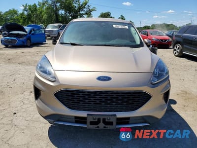 Piąte zdjęcie samochodu w środku: 2021 FORD ESCAPE SE VIN:1FMCU0G61MUA14107 - miniatura