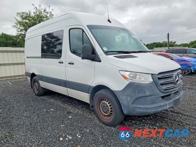 Czwarte zdjęcie samochodu z boku: 2021 MERCEDES-BENZ SPRINTER 2500 VIN:W1Y4DBHY2MT045467 - miniatura