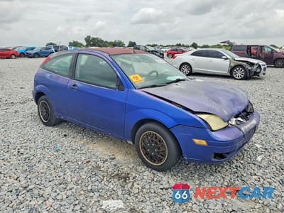 Czwarte zdjęcie samochodu z boku: 2005 FORD FOCUS VIN:3FAFP31N05R128057 - miniatura