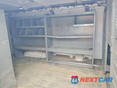 Zdjęcie 11 z 13 samochodu: 2017 CHEVROLET EXPRESS G2500 VIN:1GCWGAFF4H1132563 - miniatura