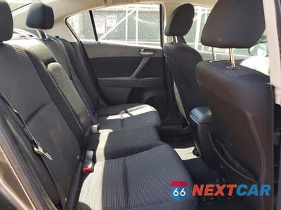 Zdjęcie 10 z 12 samochodu: 2012 MAZDA 3 I VIN:JM1BL1V81C1650748 - miniatura