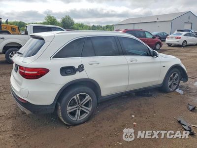 Trzecie zdjęcie samochodu z tyłu: 2019 MERCEDES-BENZ GLC 350E VIN:WDC0G5EB8KF619510 - miniatura