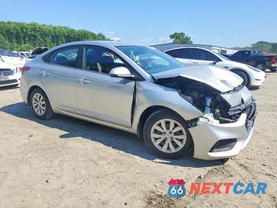 Czwarte zdjęcie samochodu z boku: 2019 HYUNDAI ACCENT SE VIN:3KPC24A30KE073404 - miniatura