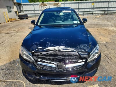 Piąte zdjęcie samochodu w środku: 2015 MERCEDES-BENZ C 300 4MATIC VIN:55SWF4KB0FU068774 - miniatura