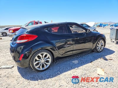 Trzecie zdjęcie samochodu z tyłu: 2012 HYUNDAI VELOSTER BASE VIN:KMHTC6AD8CU061727 - miniatura