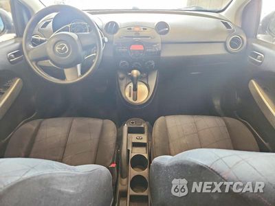 Zdjęcie 8 z 12 samochodu: 2012 MAZDA MAZDA2 VIN:JM1DE1KZ8C0133131 - miniatura