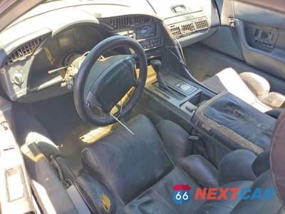 Zdjęcie 8 z 12 samochodu: 1991 CHEVROLET CORVETTE VIN:1G1YY2382M5104810 - miniatura
