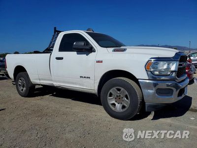 Czwarte zdjęcie samochodu z boku: 2020 RAM 2500 TRADESMAN VIN:3C6MR4AJ1LG296966 - miniatura