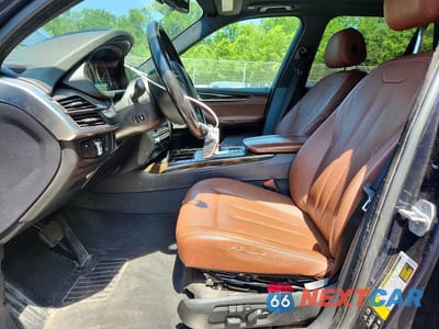 Zdjęcie 7 z 13 samochodu: 2017 BMW X5 XDRIVE35I VIN:5UXKR0C34H0X82771 - miniatura