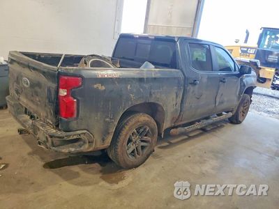 Trzecie zdjęcie samochodu z tyłu: 2020 CHEVROLET SILVERADO K1500 LT TRAIL BOSS VIN:1GCPYFED7LZ141850 - miniatura
