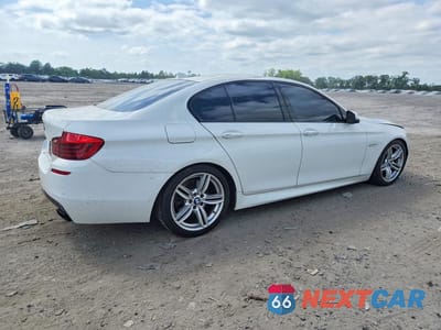 Trzecie zdjęcie samochodu z tyłu: 2016 BMW 550 XI VIN:WBAKP9C54GG587673 - miniatura