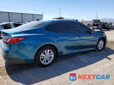 Trzecie zdjęcie samochodu z tyłu: 2026 TOYOTA CAMRY LE VIN:4T1DAACK7TU263127 - miniatura
