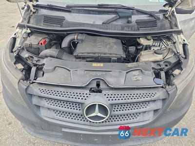 Zdjęcie 12 z 13 samochodu: 2016 MERCEDES-BENZ METRIS DELIVERY VAN VIN:WD3PG2EA8G3189779 - miniatura