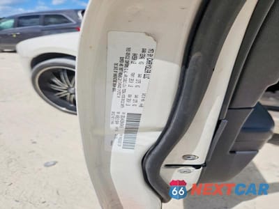Zdjęcie 13 z 13 samochodu: 2008 DODGE CHARGER SE VIN:2B3LA43G98H294016 - miniatura
