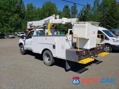 Drugie zdjęcie samochodu z przodu: 2004 FORD F550 SUPER DUTY BUCKET TRUCK VIN:1FDAF57P34EB58808 - miniatura
